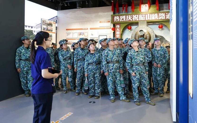 https://mmbiz.qpic.cn/sz_mmbiz_jpg/JP83zoGJcVzqibOiaVibzlkadicEB3SzQZkSnB6jBqw81ibm5amXzskAvAxuATiaylSJpv9wCuQRD622vW5cfLMXc9dg/640?wx_fmt=jpeg&from=appmsg